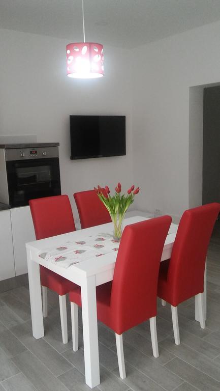 Apartment Vedran คาชเตลา ภายนอก รูปภาพ