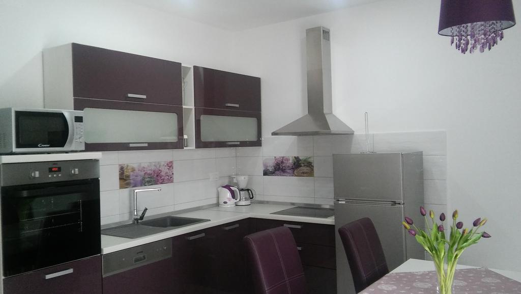 Apartment Vedran คาชเตลา ภายนอก รูปภาพ