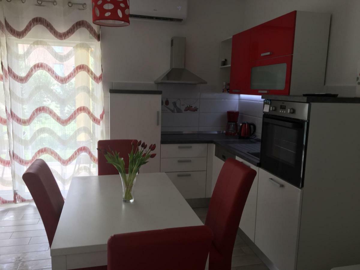 Apartment Vedran คาชเตลา ภายนอก รูปภาพ