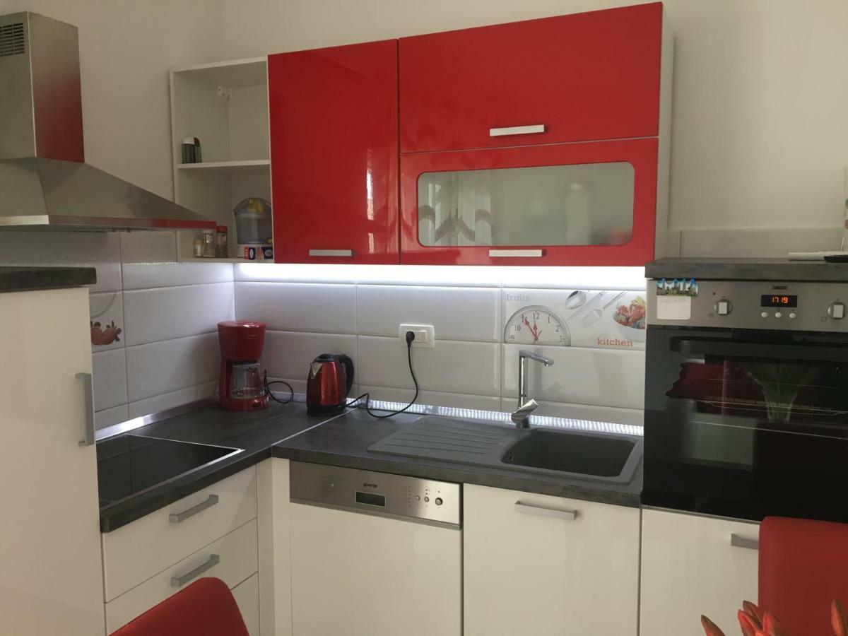 Apartment Vedran คาชเตลา ภายนอก รูปภาพ