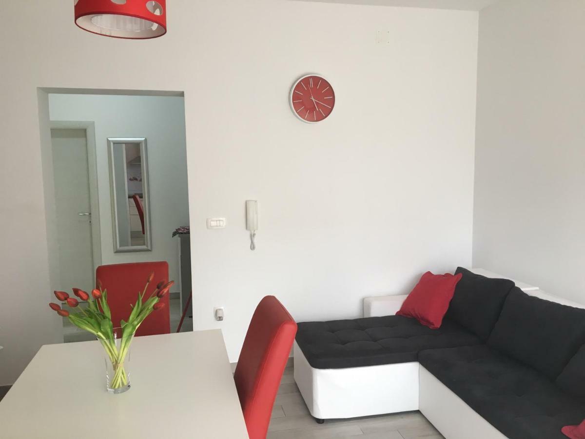 Apartment Vedran คาชเตลา ภายนอก รูปภาพ