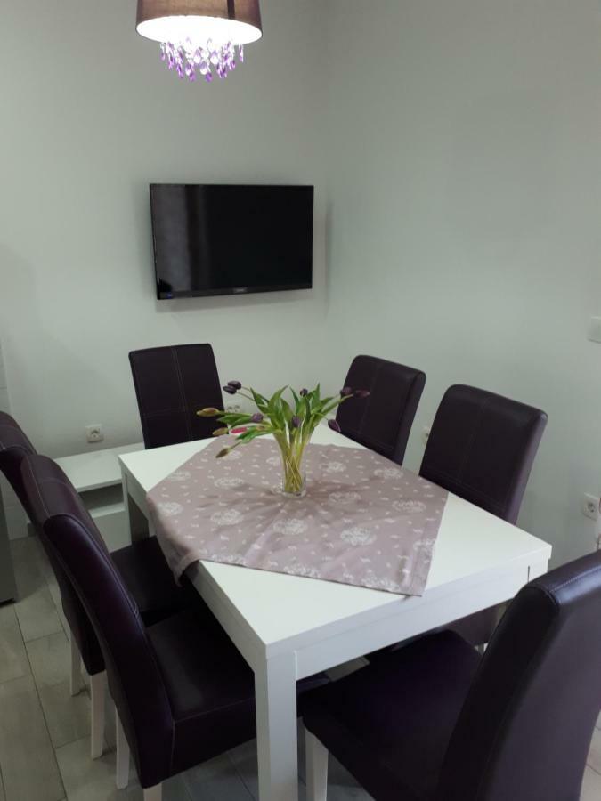 Apartment Vedran คาชเตลา ภายนอก รูปภาพ